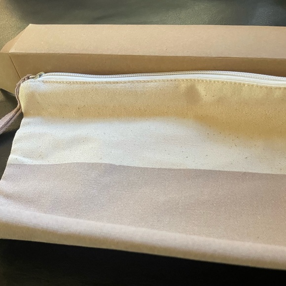 Nespresso Beach Pouch - Picture 5 of 7